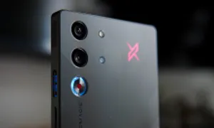 Điện thoại gaming dùng chip Snapdragon 8 Elite, có quạt tản nhiệt Điện thoại gaming dùng chip Snapdragon 8 Elite, có quạt tản nhiệt