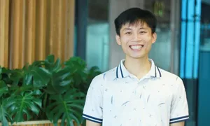 Cuộc gặp thay đổi số phận cậu bé đánh giày