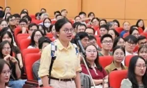 Tranh luận việc xếp bác sĩ nội trú tương đương thạc sĩ