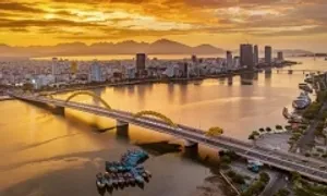 Trục cao tầng góp phần thay đổi diện mạo hai bờ sông Hàn