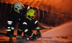 Ukraine tuyên bố chặn loạt tên lửa Iskander-M, Kinzhal của Nga