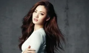 'Sao đẹp nhất thế giới' khống chế kẻ trộm