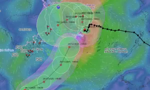 Xoáy thuận đi ngược từ xích đạo lên Biển Đông 'chưa từng ghi nhận'